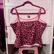 Load image into Gallery viewer, this kitten hisses pink leopard tank top Large
