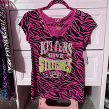 Load image into Gallery viewer, kittens give stitches pink zebra shirt top
