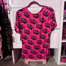 Load image into Gallery viewer, just because i’m a girl crown print hot pink shirt top Large
